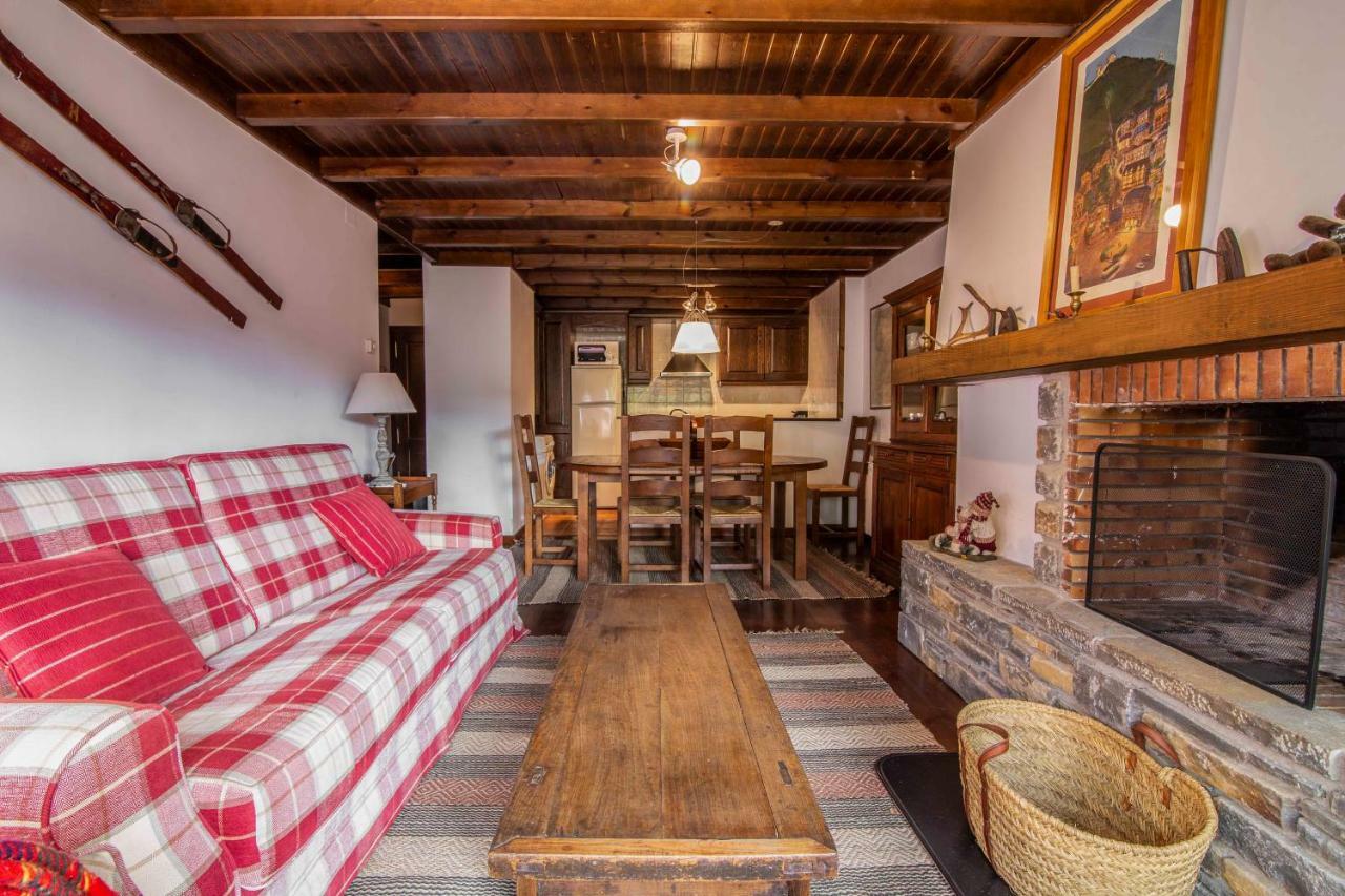 Noguera De Alma De Nieve Apartment Baqueira Beret Exterior photo